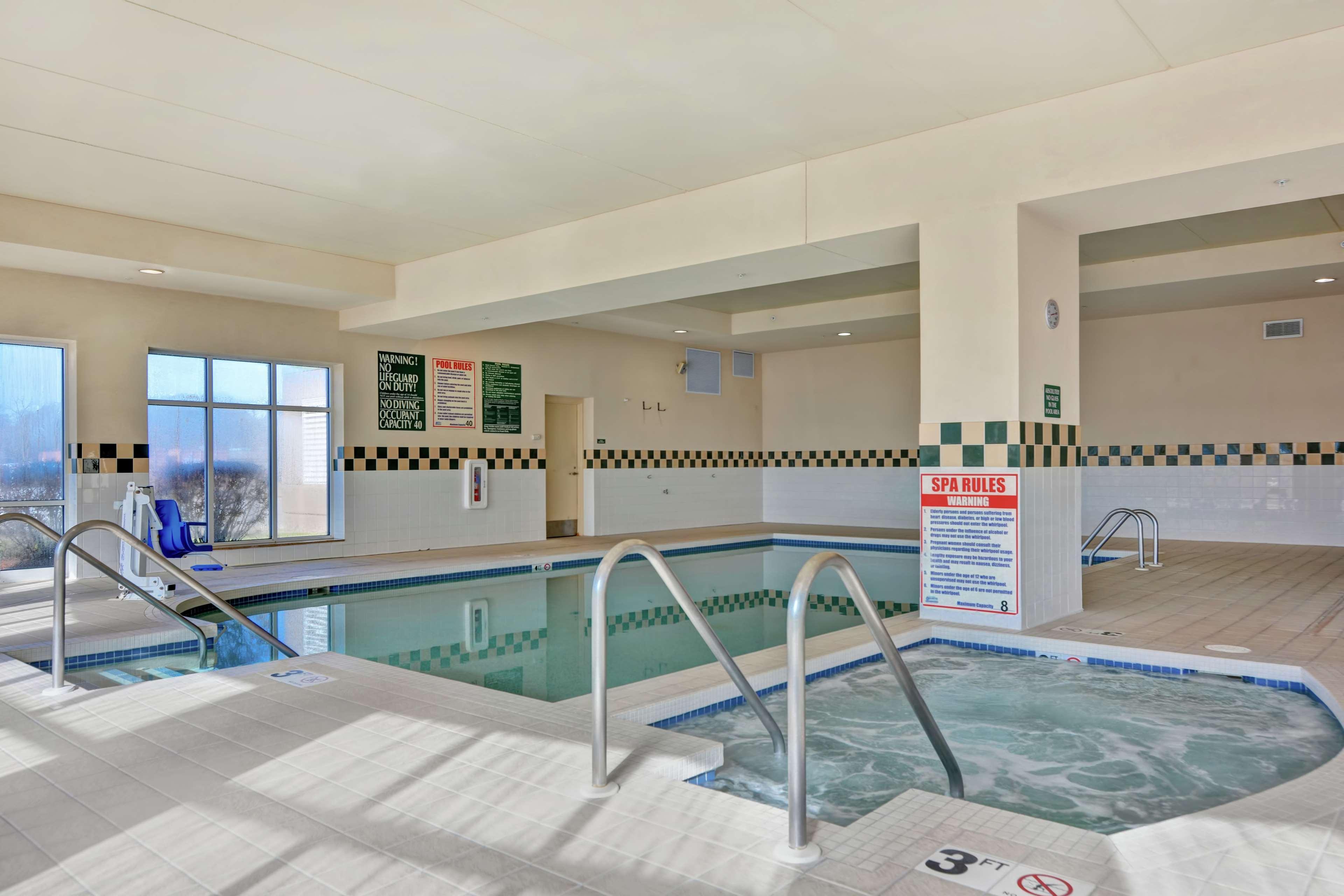 Hilton Garden Inn Appleton/Kimberly Exterior photo